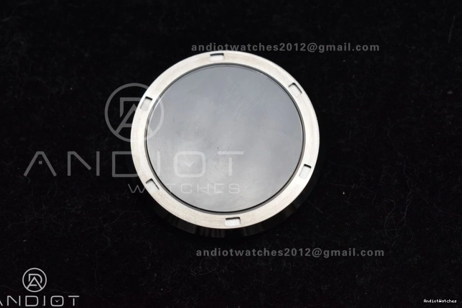Dial A 5711 TWF Bracelet Diamonds Bezel Full on & 911 SoftTouch Diamonds Nautilus SS 0909